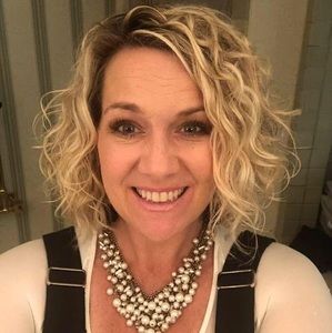 Meet your Posher, Melanie